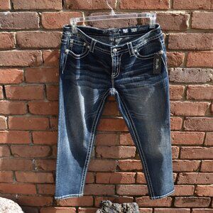 Miss Me Skinny Ankle Jeans NWT Size 31
